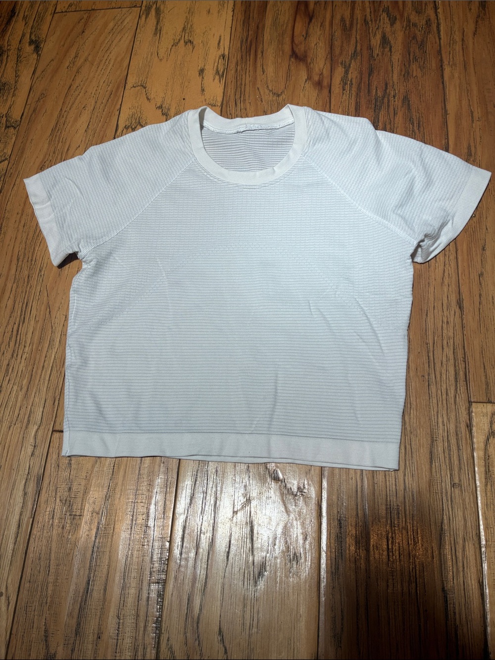 Lululemon Swiftly High- Low Cropped Short Sleeve
